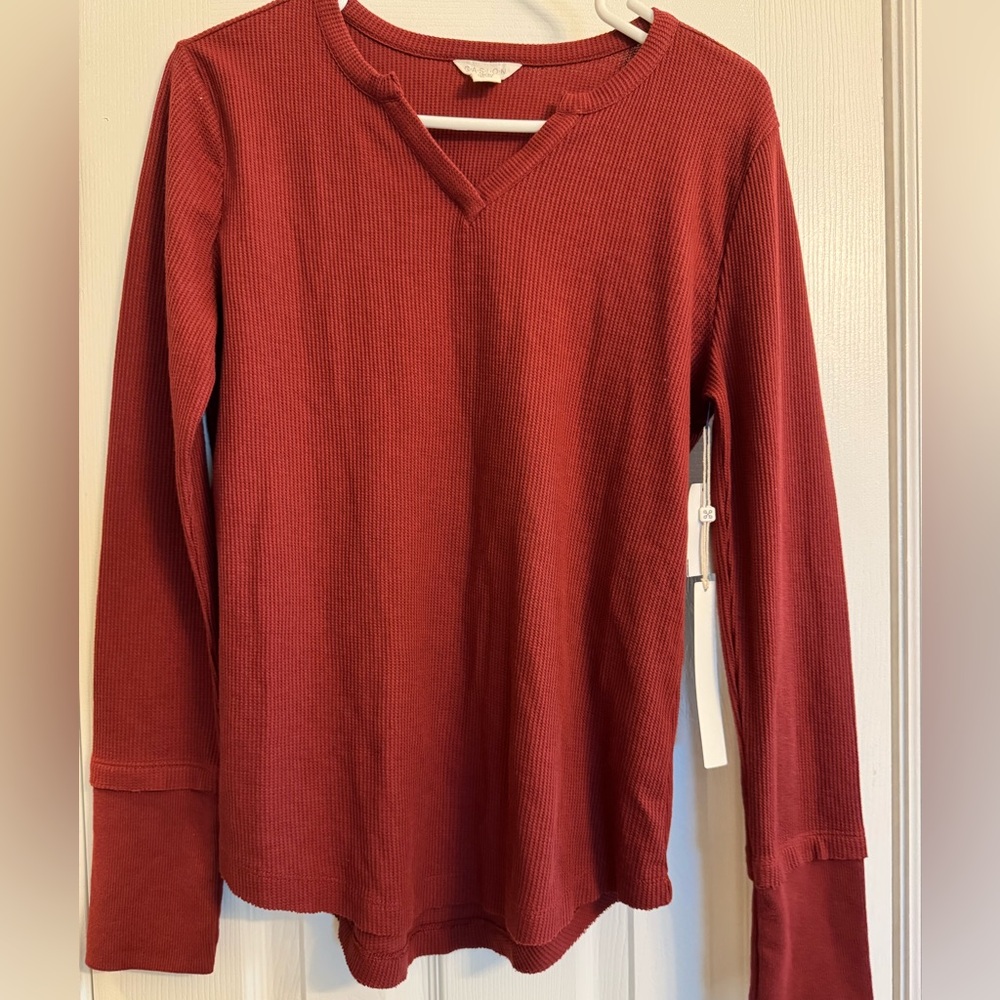 Caslon Maroon V-Neck Long Sleeve Top